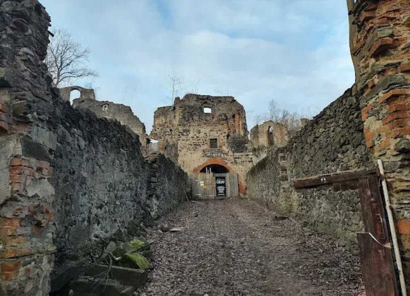 Ruiny zamku Gryf w Proszówce, Proszówka, Poland, Poland